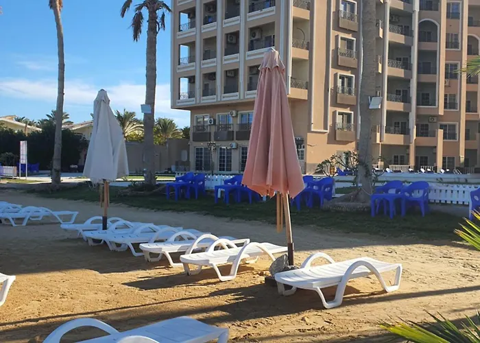 جوليانا بيتش ريزورت Hurghada